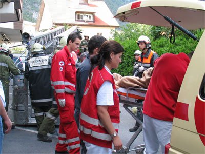 Hilfeleistung für das Rote Kreuz