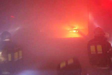 Feuer im Tunnel - die Feuerwehr Landeck trainiert im Pianner Tunnel